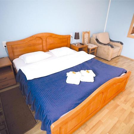 Hotel Ravni Gaj Knic Zewnętrze zdjęcie