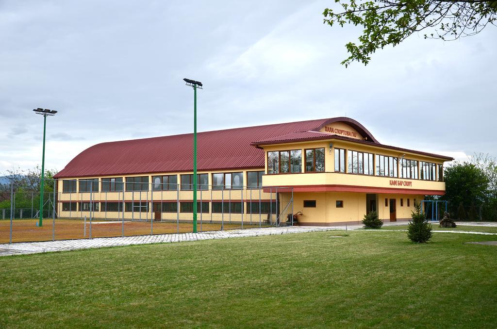 Hotel Ravni Gaj Knic Zewnętrze zdjęcie