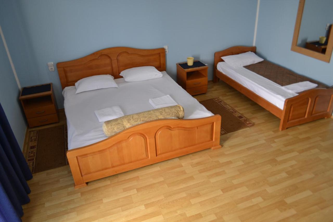 Hotel Ravni Gaj Knic Zewnętrze zdjęcie