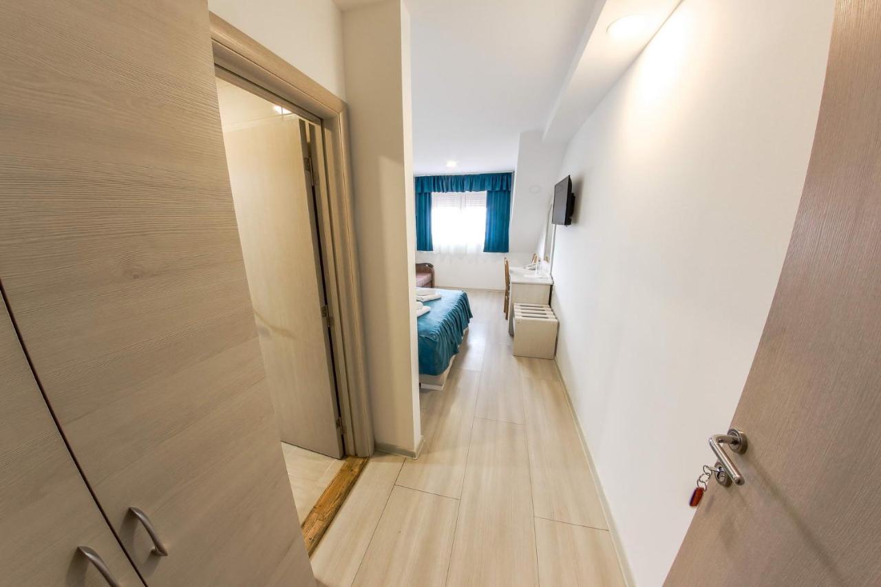 Hotel Ravni Gaj Knic Zewnętrze zdjęcie