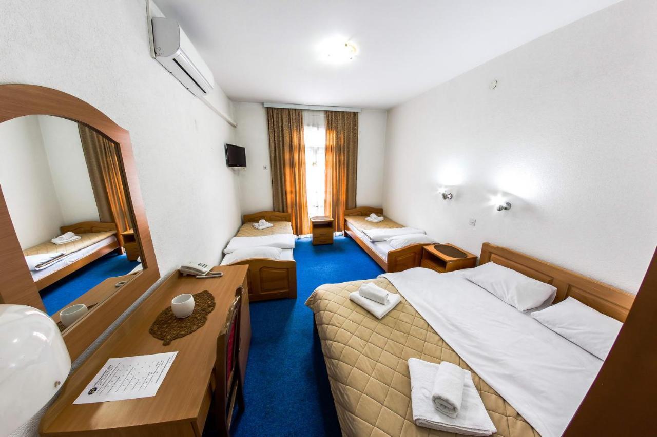 Hotel Ravni Gaj Knic Zewnętrze zdjęcie